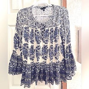 American Eagle Outfitters Blue and White Blouse XS